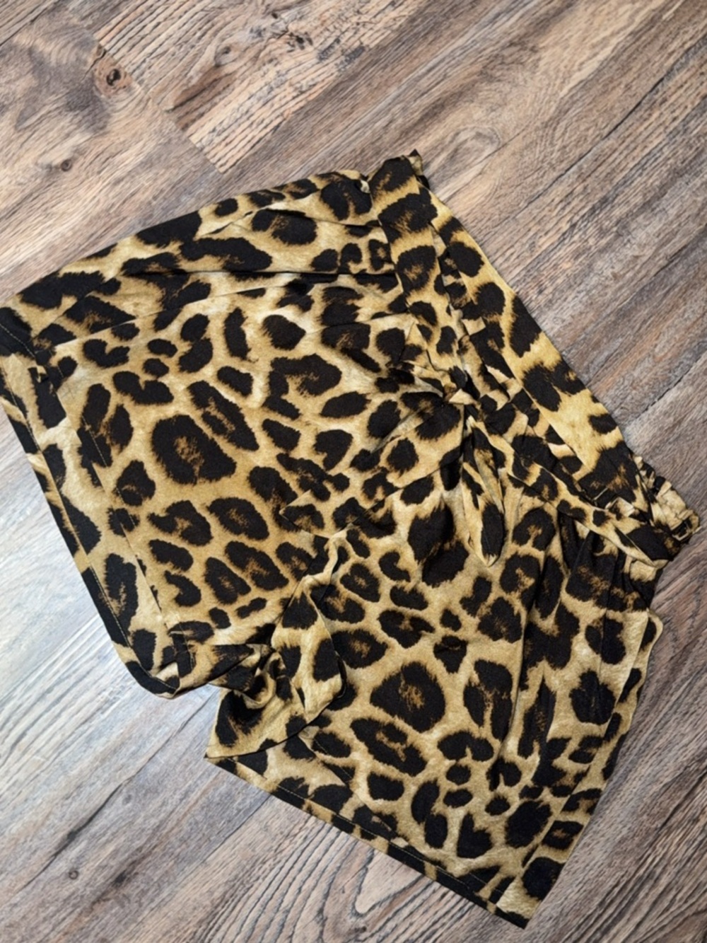 SHEIN Black & Yellow Leopard Print Shorts